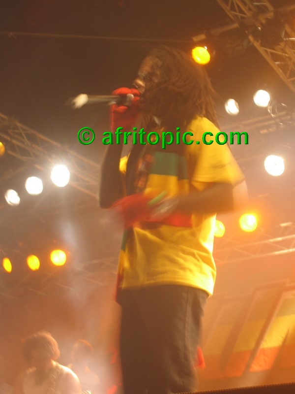 ../Images/Summerjam2005 108.jpg